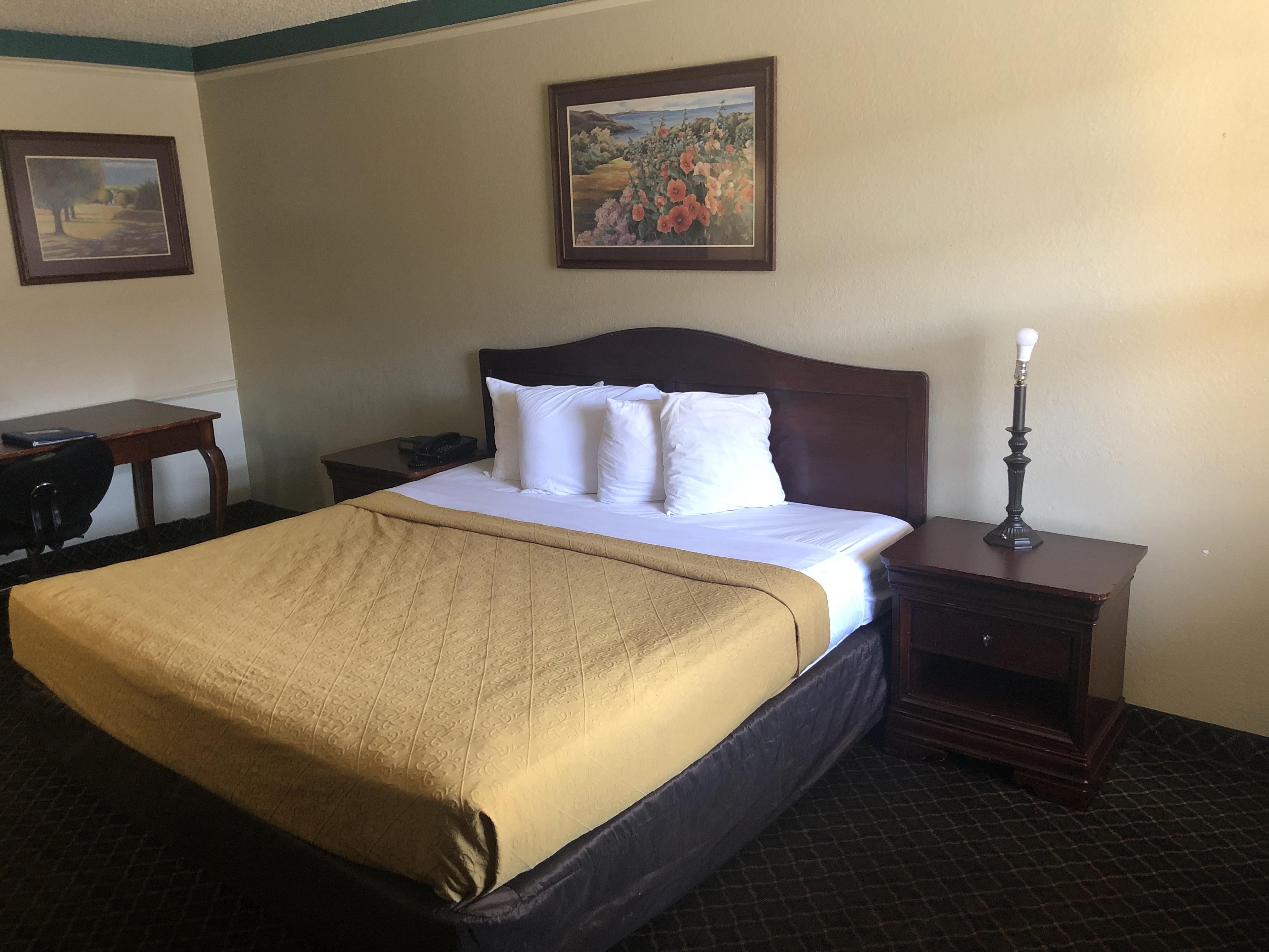 Americas Best Value Inn Denver Exterior photo