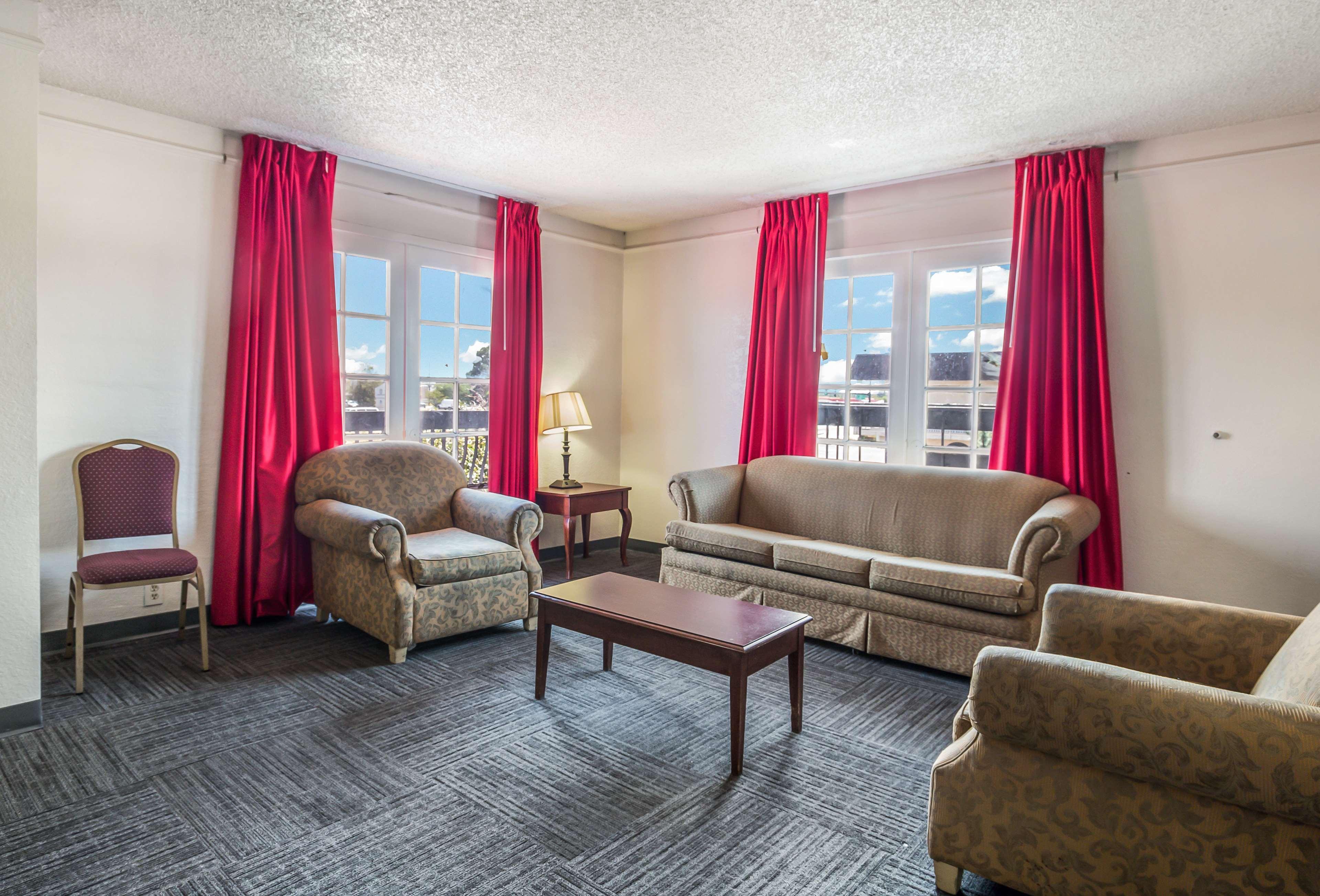Americas Best Value Inn Denver Exterior photo