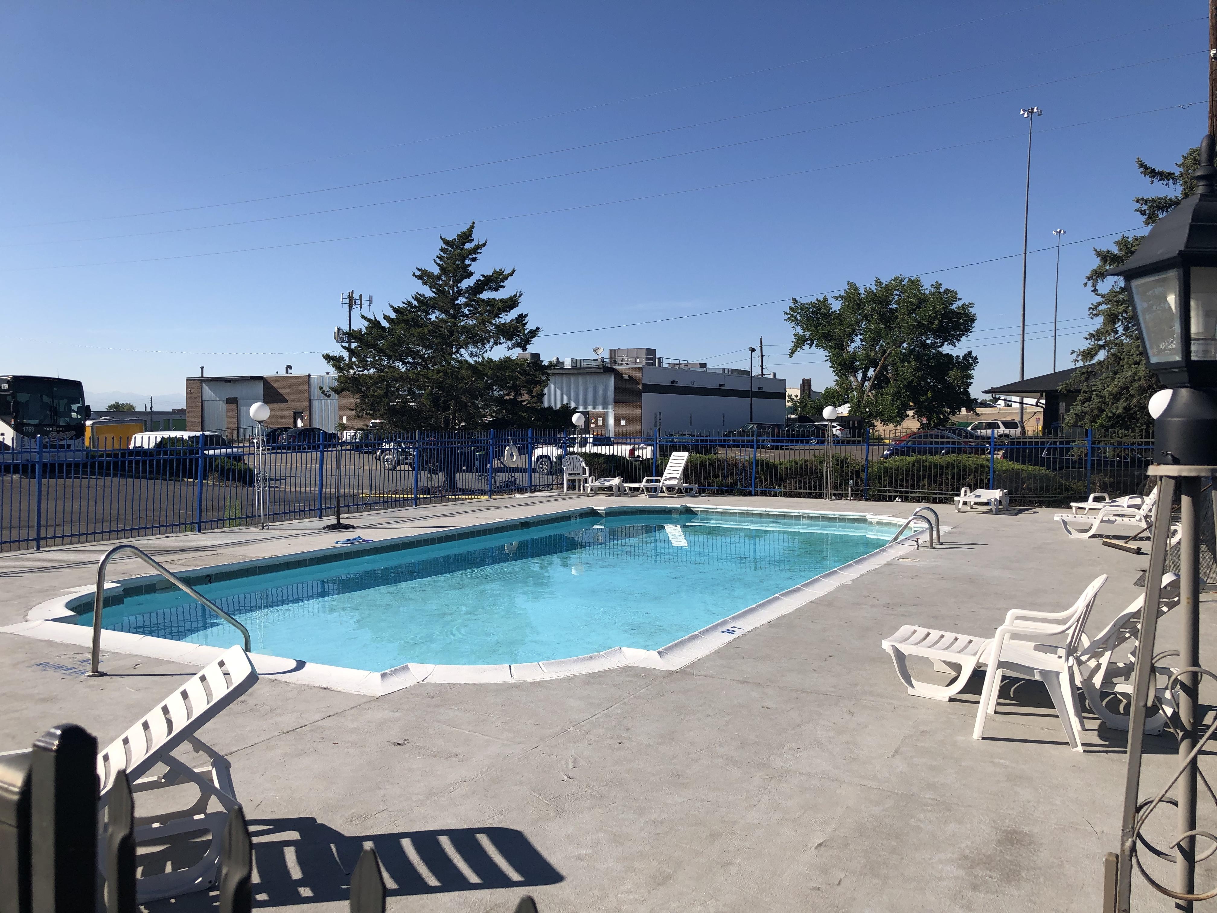 Americas Best Value Inn Denver Exterior photo